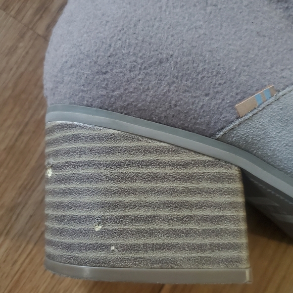 Toms Lacy Ankle Booties, Size 9.5 - Picture 5 of 10